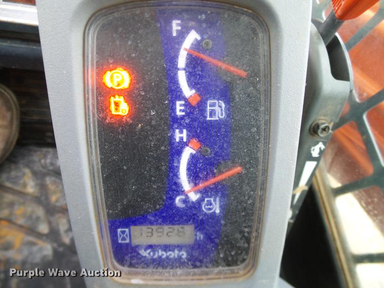 image for item DA6999 2014 Kubota SVL90-2 skid steer