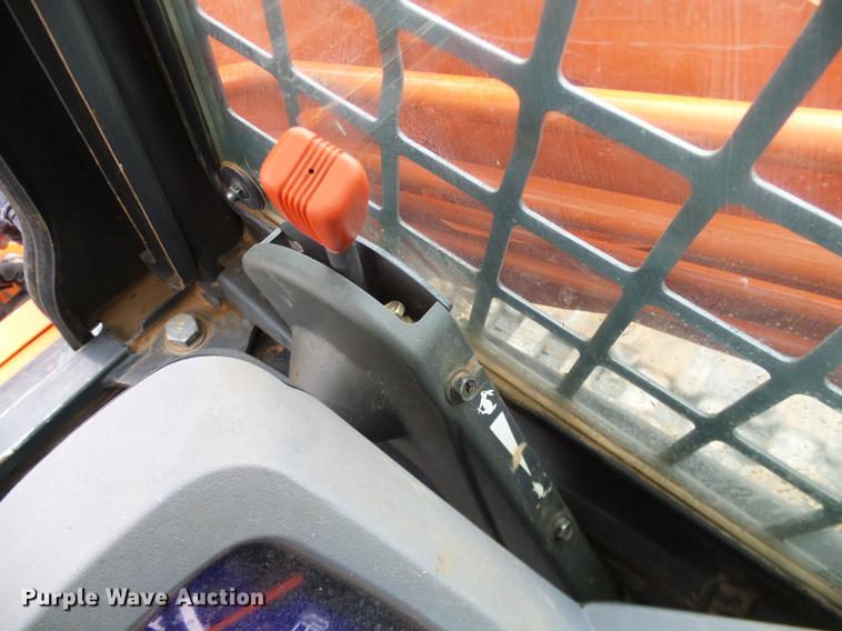 image for item DA6999 2014 Kubota SVL90-2 skid steer