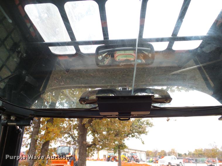 image for item DA6999 2014 Kubota SVL90-2 skid steer