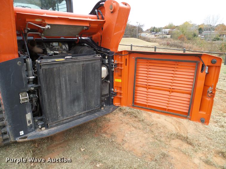 image for item DA6999 2014 Kubota SVL90-2 skid steer