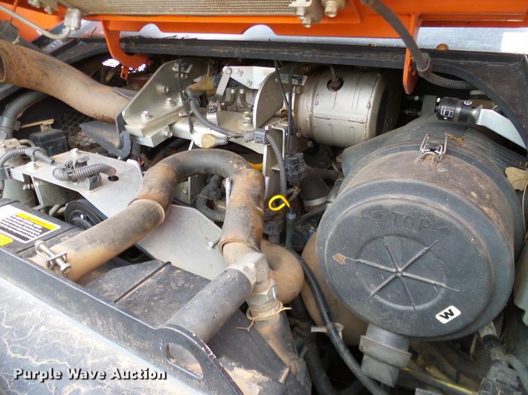 image for item DA6999 2014 Kubota SVL90-2 skid steer