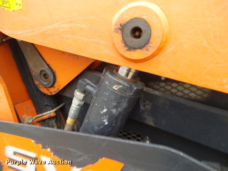 image for item DA6999 2014 Kubota SVL90-2 skid steer