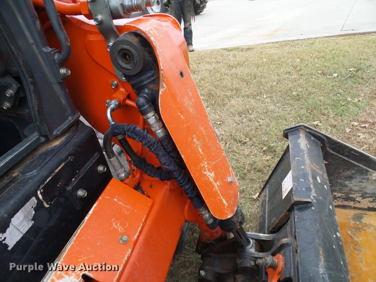 image for item DA6999 2014 Kubota SVL90-2 skid steer