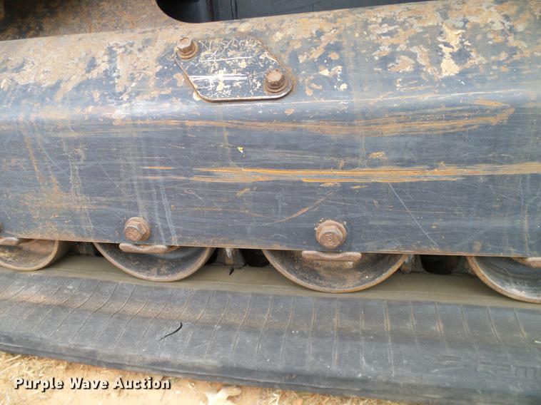 image for item DA6999 2014 Kubota SVL90-2 skid steer