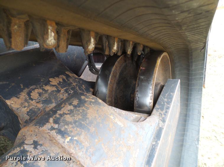 image for item DA6999 2014 Kubota SVL90-2 skid steer