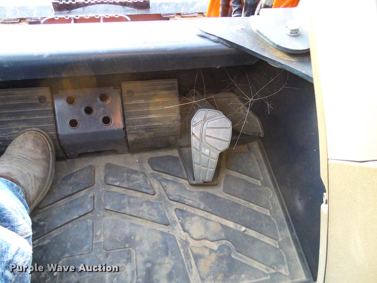 image for item DD1445 2015 Kubota SVL75-2 skid steer