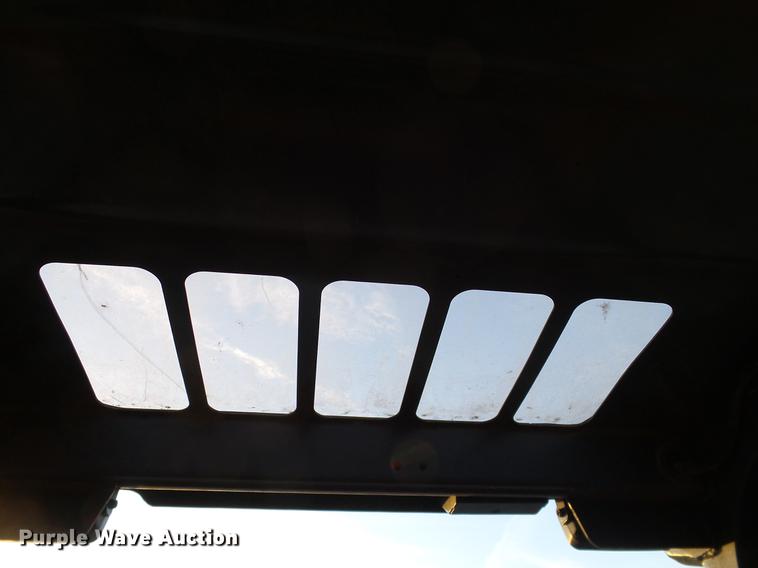 image for item DD1445 2015 Kubota SVL75-2 skid steer