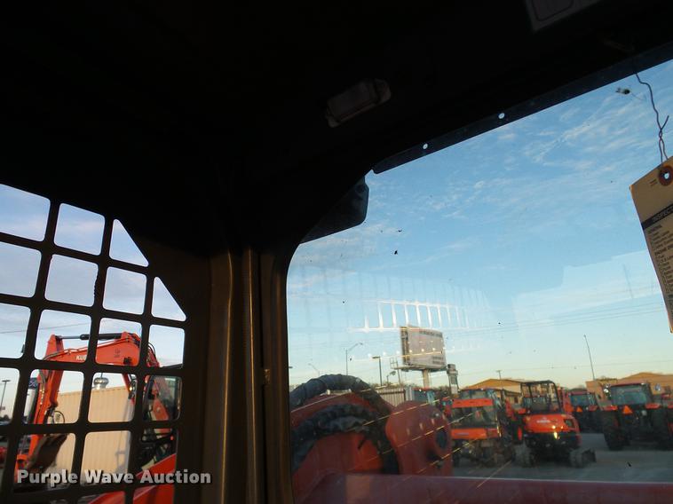 image for item DD1445 2015 Kubota SVL75-2 skid steer