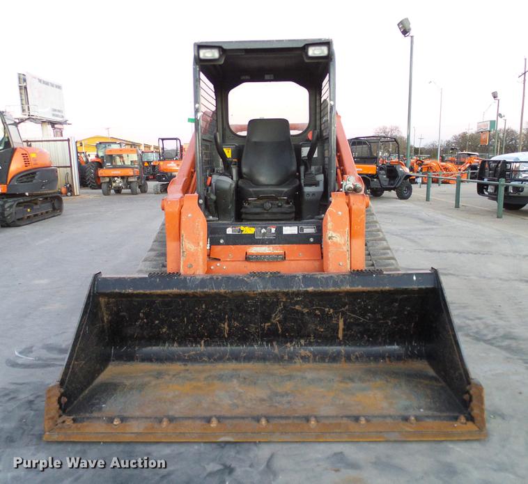 image for item DD1446 2015 Kubota SVL90-2 skid steer