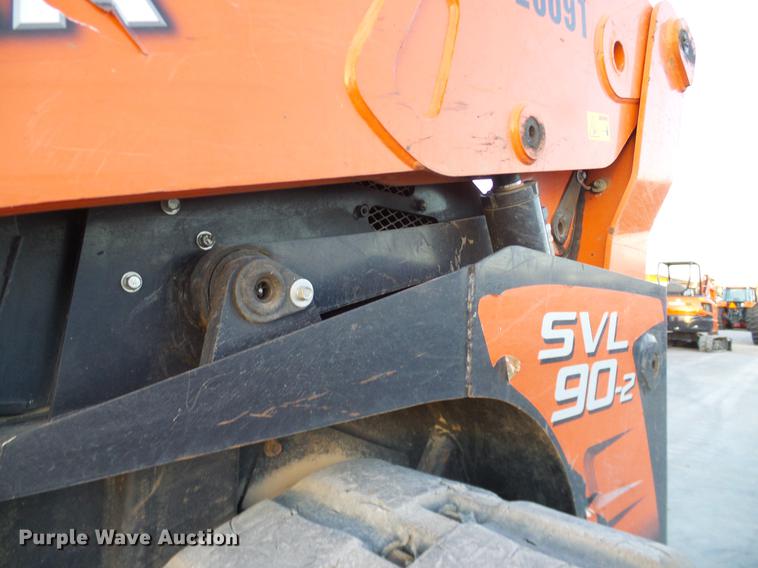 image for item DD1446 2015 Kubota SVL90-2 skid steer