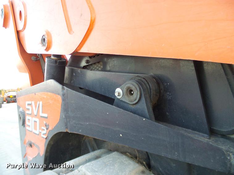 image for item DD1446 2015 Kubota SVL90-2 skid steer