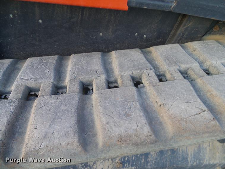 image for item DD1446 2015 Kubota SVL90-2 skid steer