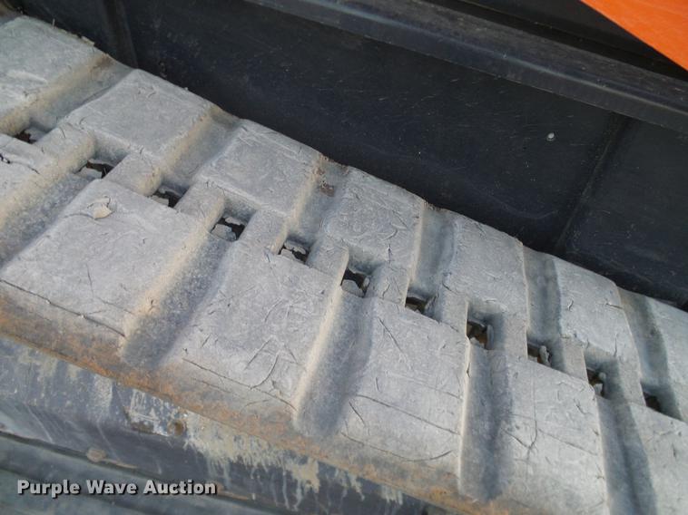 image for item DD1446 2015 Kubota SVL90-2 skid steer