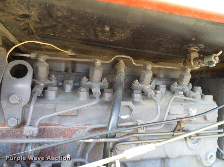 image for item DD1447 1992 Massey Fergusen 261 tractor