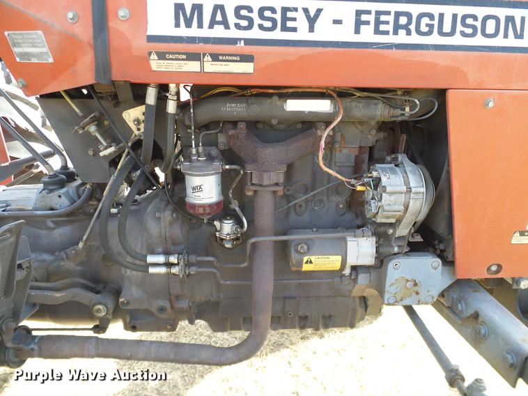 image for item DD1447 1992 Massey Fergusen 261 tractor