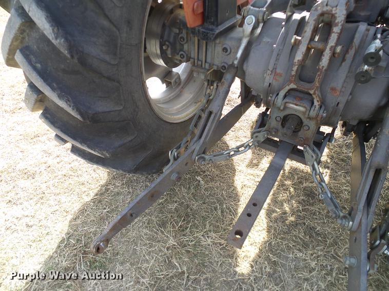 image for item DD1447 1992 Massey Fergusen 261 tractor