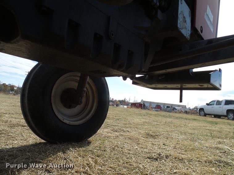 image for item DD1447 1992 Massey Fergusen 261 tractor