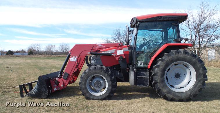 image for item DD1448 2009 McCormick CX110 MFWD tractor