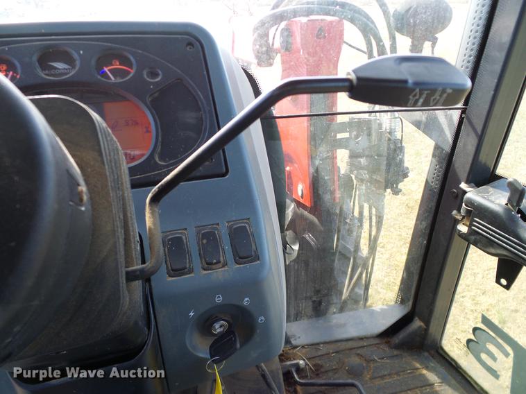 image for item DD1448 2009 McCormick CX110 MFWD tractor