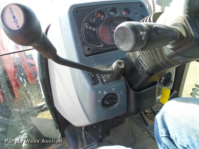 image for item DD1448 2009 McCormick CX110 MFWD tractor