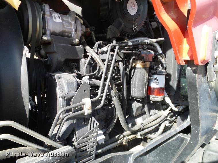 image for item DD1448 2009 McCormick CX110 MFWD tractor