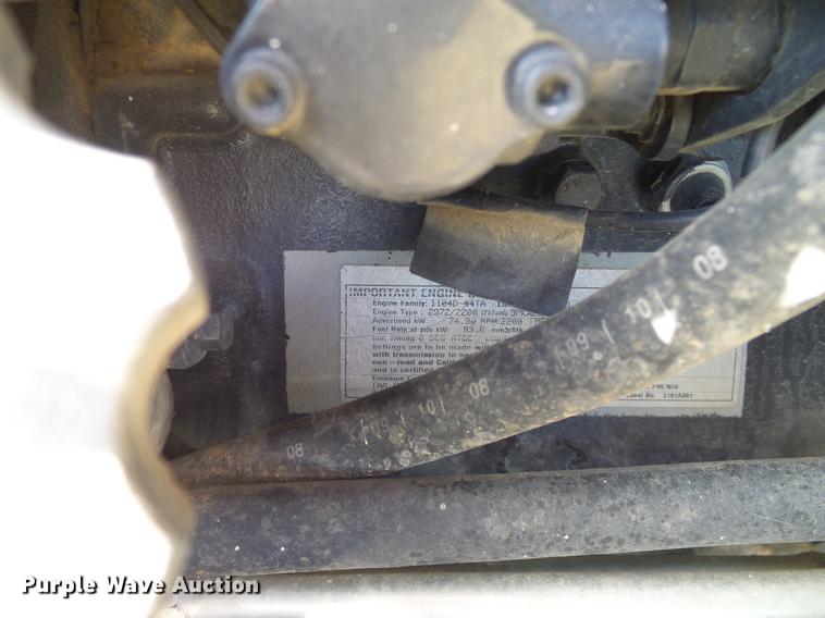 image for item DD1448 2009 McCormick CX110 MFWD tractor