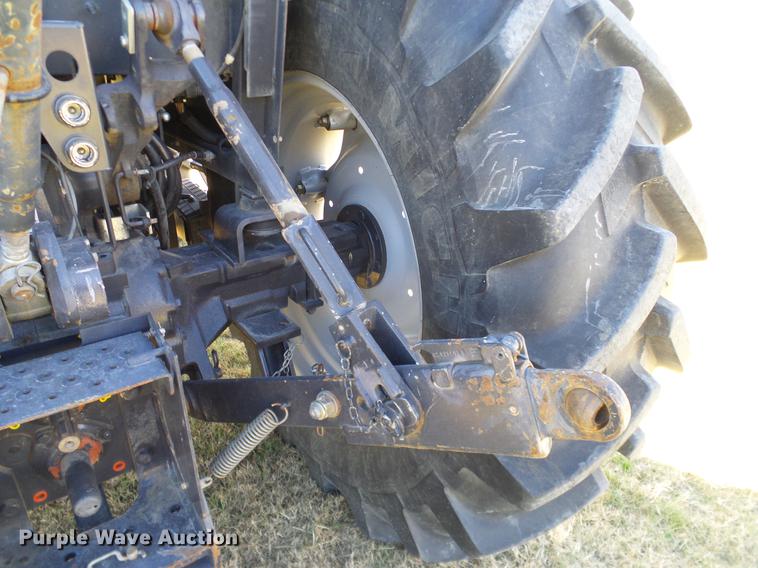 image for item DD1448 2009 McCormick CX110 MFWD tractor