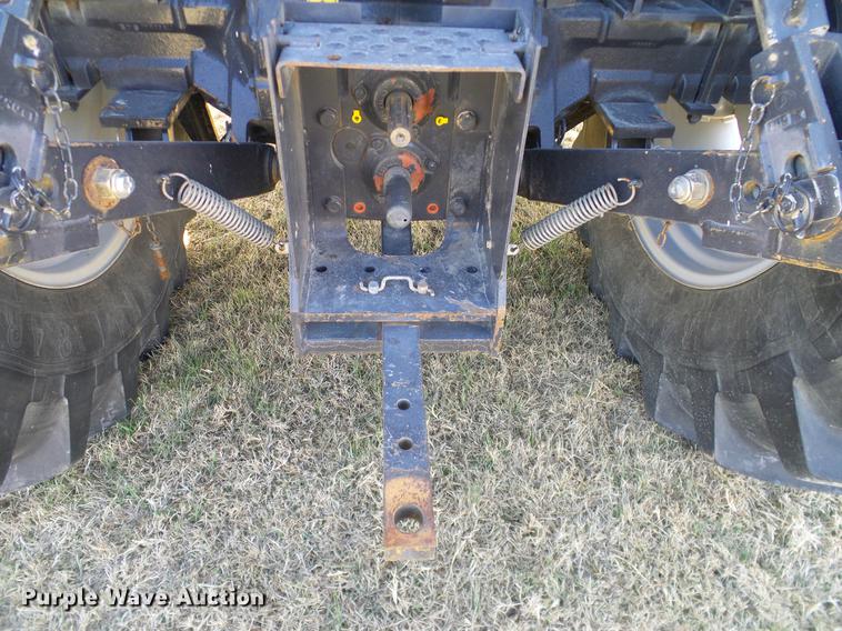 image for item DD1448 2009 McCormick CX110 MFWD tractor