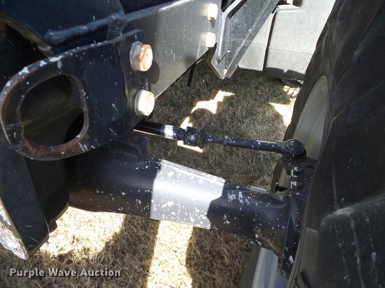 image for item DD1448 2009 McCormick CX110 MFWD tractor