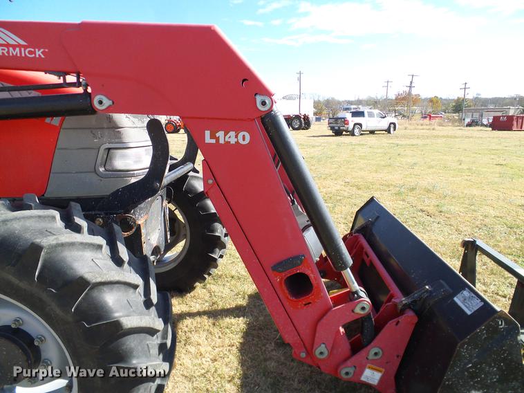 image for item DD1448 2009 McCormick CX110 MFWD tractor