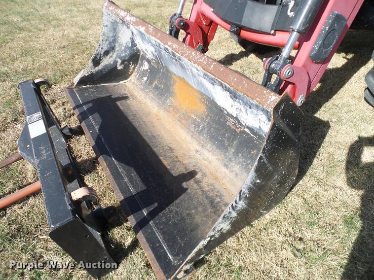 image for item DD1448 2009 McCormick CX110 MFWD tractor