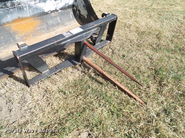 image for item DD1448 2009 McCormick CX110 MFWD tractor