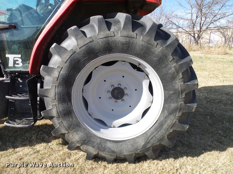 image for item DD1448 2009 McCormick CX110 MFWD tractor