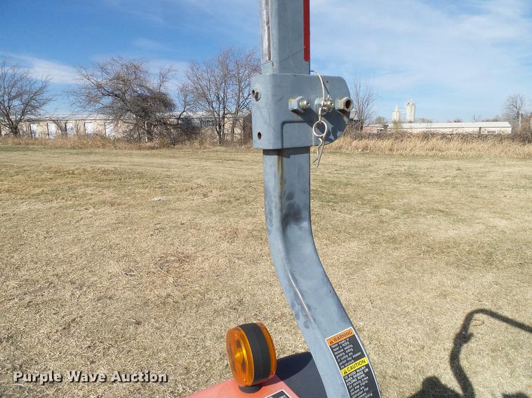 image for item DD1449 2012 Kubota L3200DT tractor