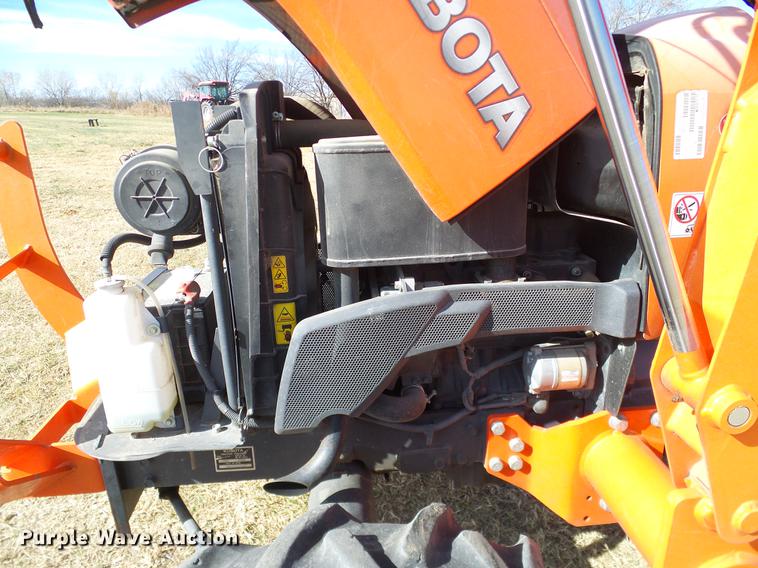 image for item DD1449 2012 Kubota L3200DT tractor
