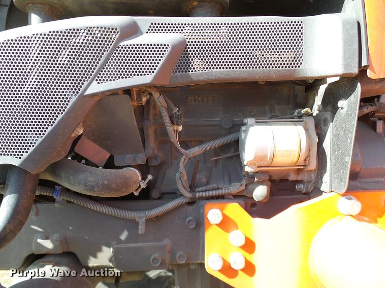 image for item DD1449 2012 Kubota L3200DT tractor