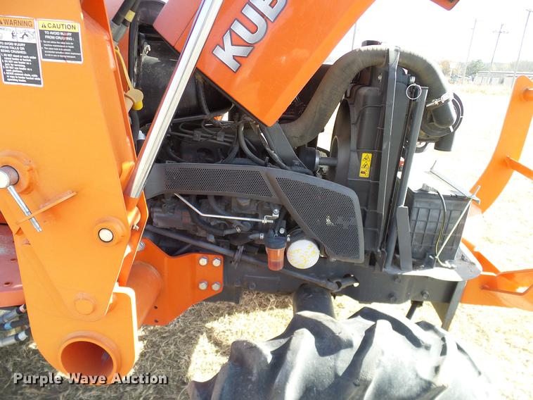 image for item DD1449 2012 Kubota L3200DT tractor