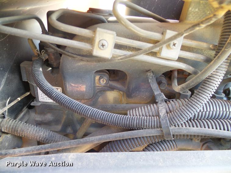 image for item DD1449 2012 Kubota L3200DT tractor