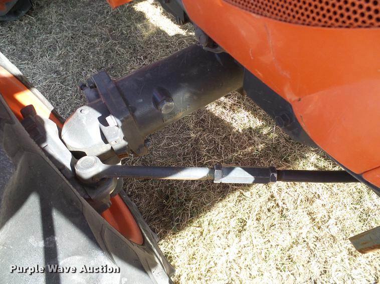 image for item DD1449 2012 Kubota L3200DT tractor