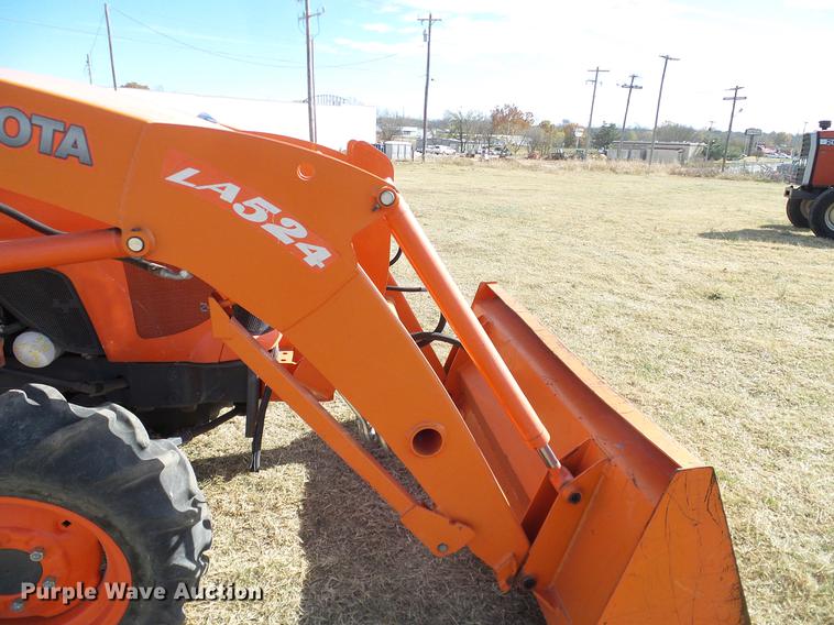 image for item DD1449 2012 Kubota L3200DT tractor
