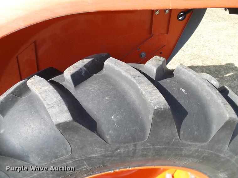 image for item DD1449 2012 Kubota L3200DT tractor
