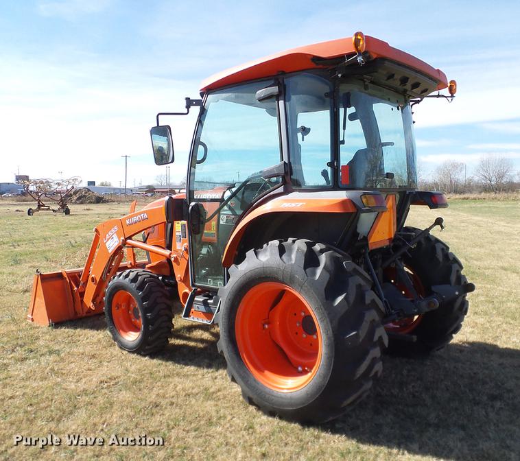 image for item DD1450 2015 Kubota L3560HSTC MFWD tractor