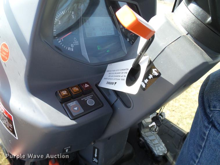 image for item DD1450 2015 Kubota L3560HSTC MFWD tractor