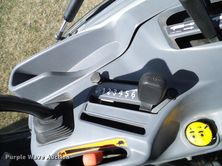 image for item DD1450 2015 Kubota L3560HSTC MFWD tractor