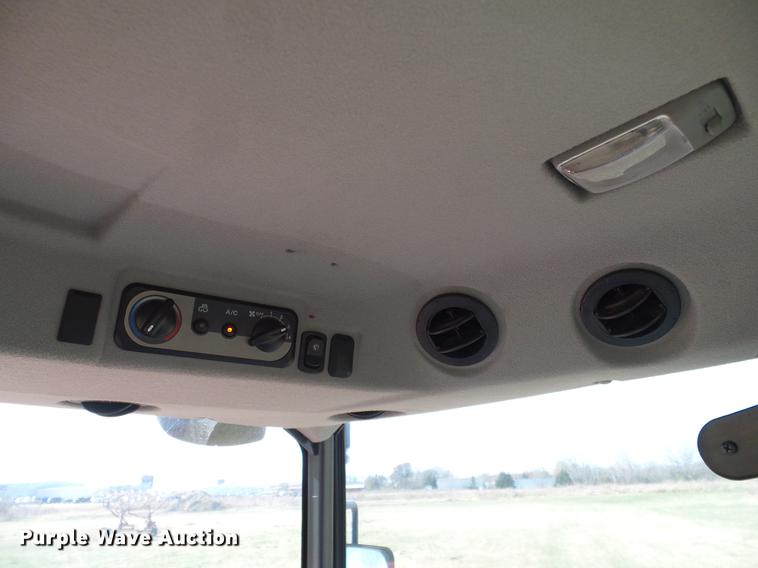 image for item DD1450 2015 Kubota L3560HSTC MFWD tractor