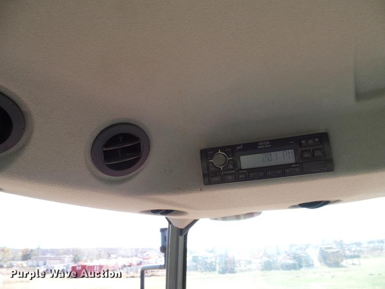 image for item DD1450 2015 Kubota L3560HSTC MFWD tractor