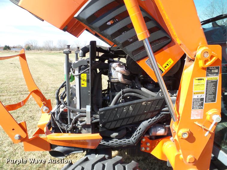 image for item DD1450 2015 Kubota L3560HSTC MFWD tractor