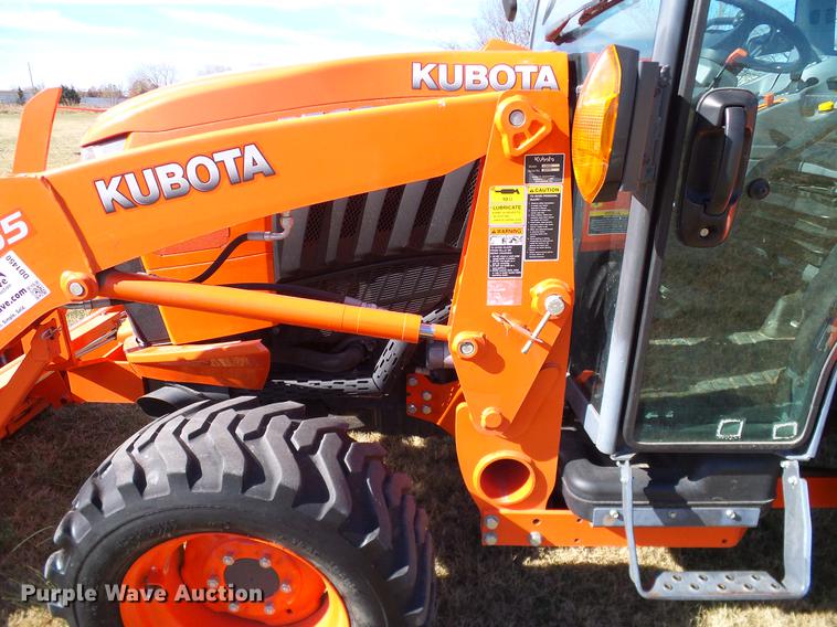 image for item DD1450 2015 Kubota L3560HSTC MFWD tractor
