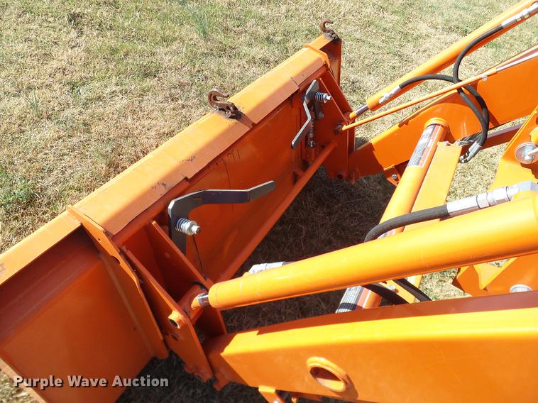 image for item DD1450 2015 Kubota L3560HSTC MFWD tractor