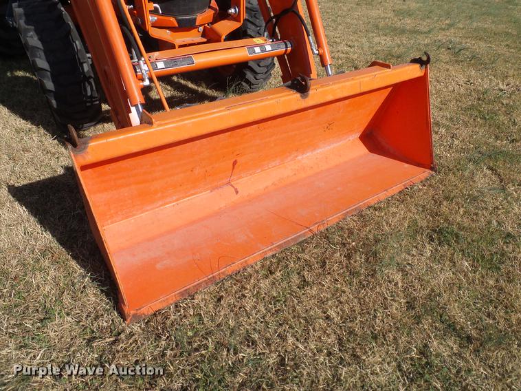 image for item DD1450 2015 Kubota L3560HSTC MFWD tractor